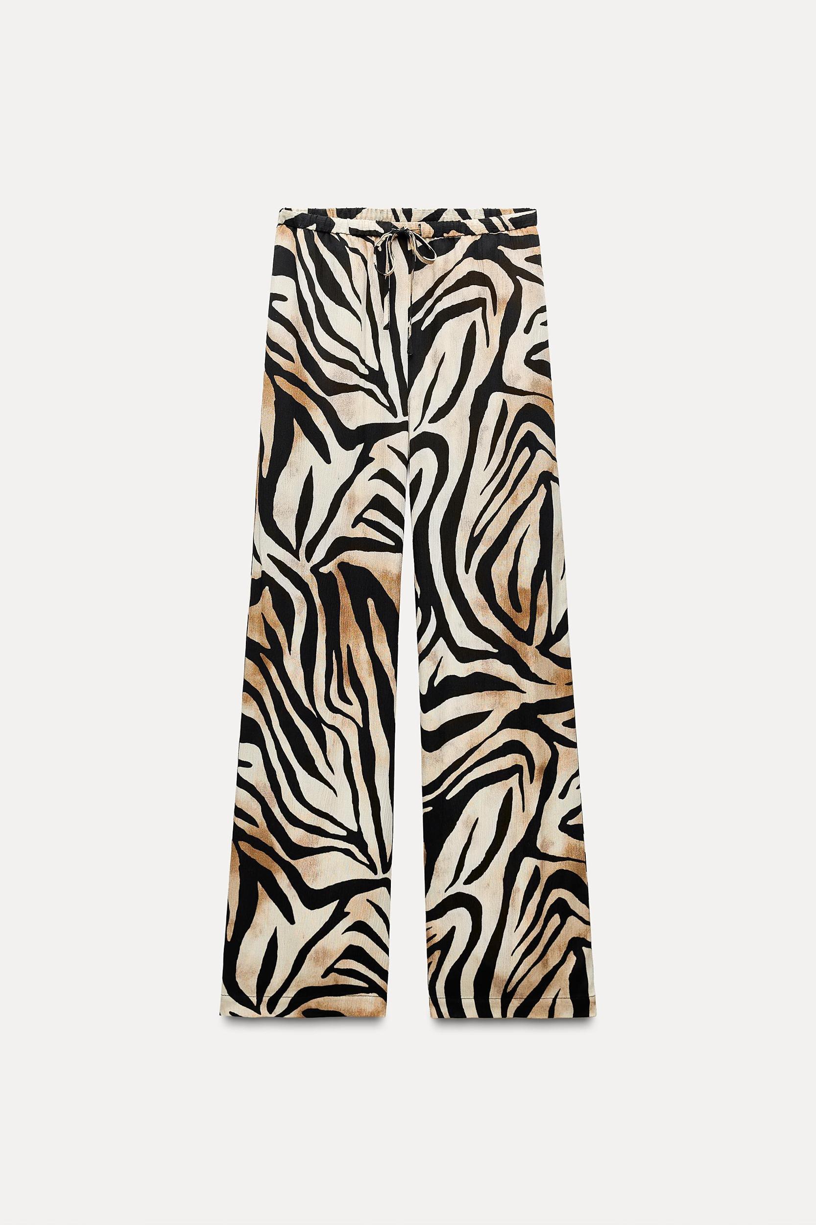 WIDE LEG ANIMAL PRINT PANTS Product Image