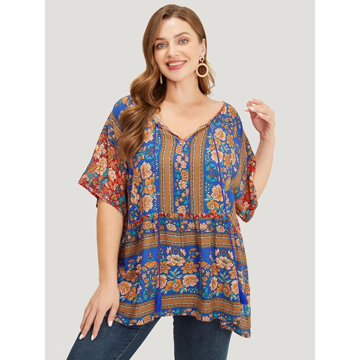 Plus Size Scarlet Bandana Print Tie Neck Tassels Batwing Sleeve Blouse Women Vacation Short sleeve Tie Neck Dailywear Blouses BloomChic 10/M Product Image