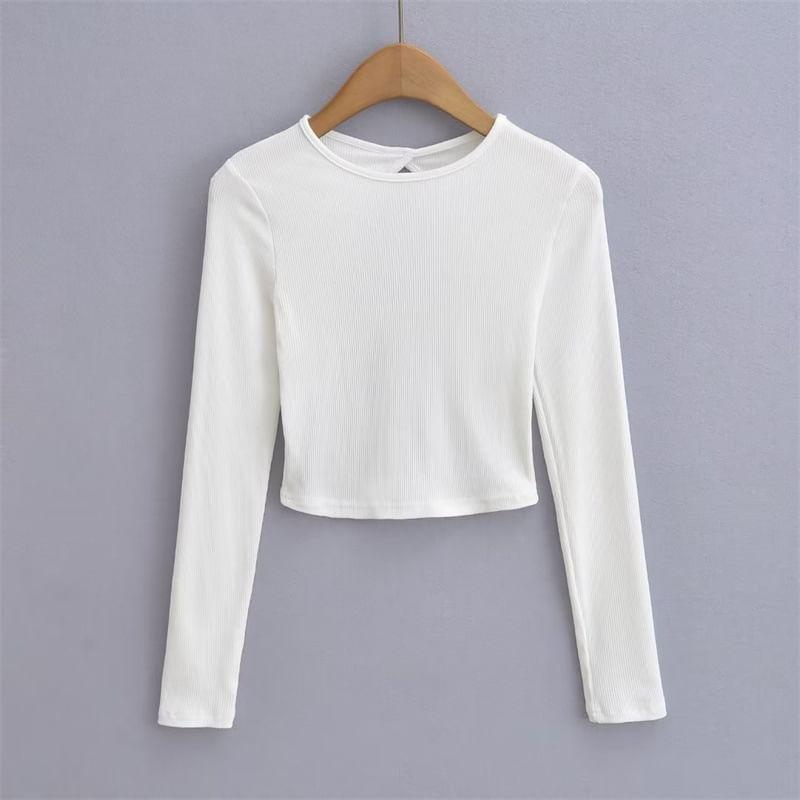 Long-Sleeve Round Neck Tie-Back Plain Crop Top Product Image
