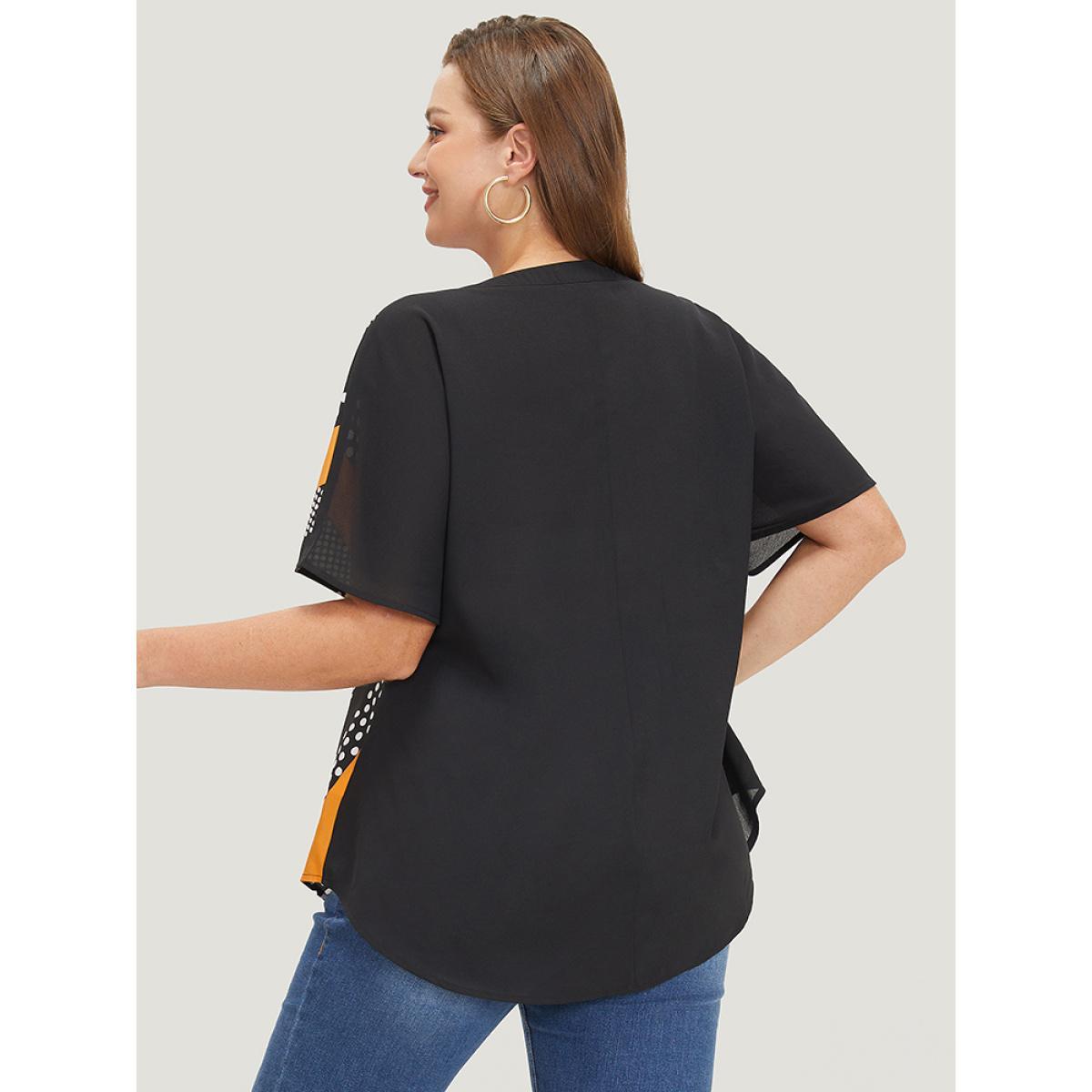 Plus Size Black Contrast Patchwork Notched Arc Hem Blouse Women Elegant Short sleeve Notched collar Dailywear Blouses BloomChic 22-24/3X Product Image