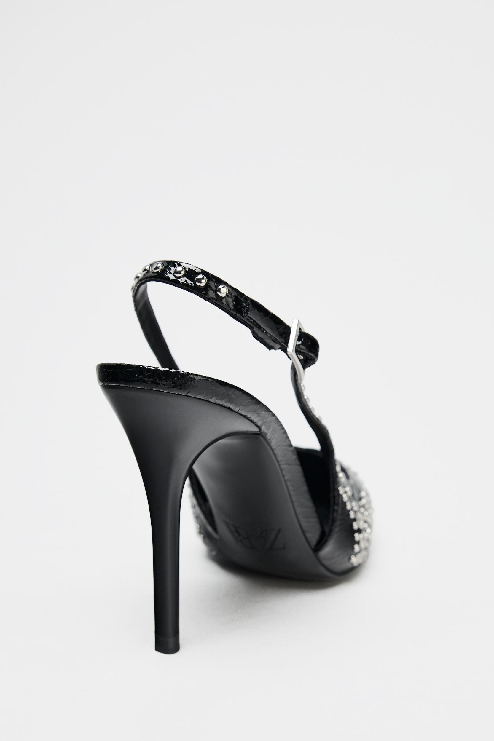 STUDDED HEELED PUMPS Product Image
