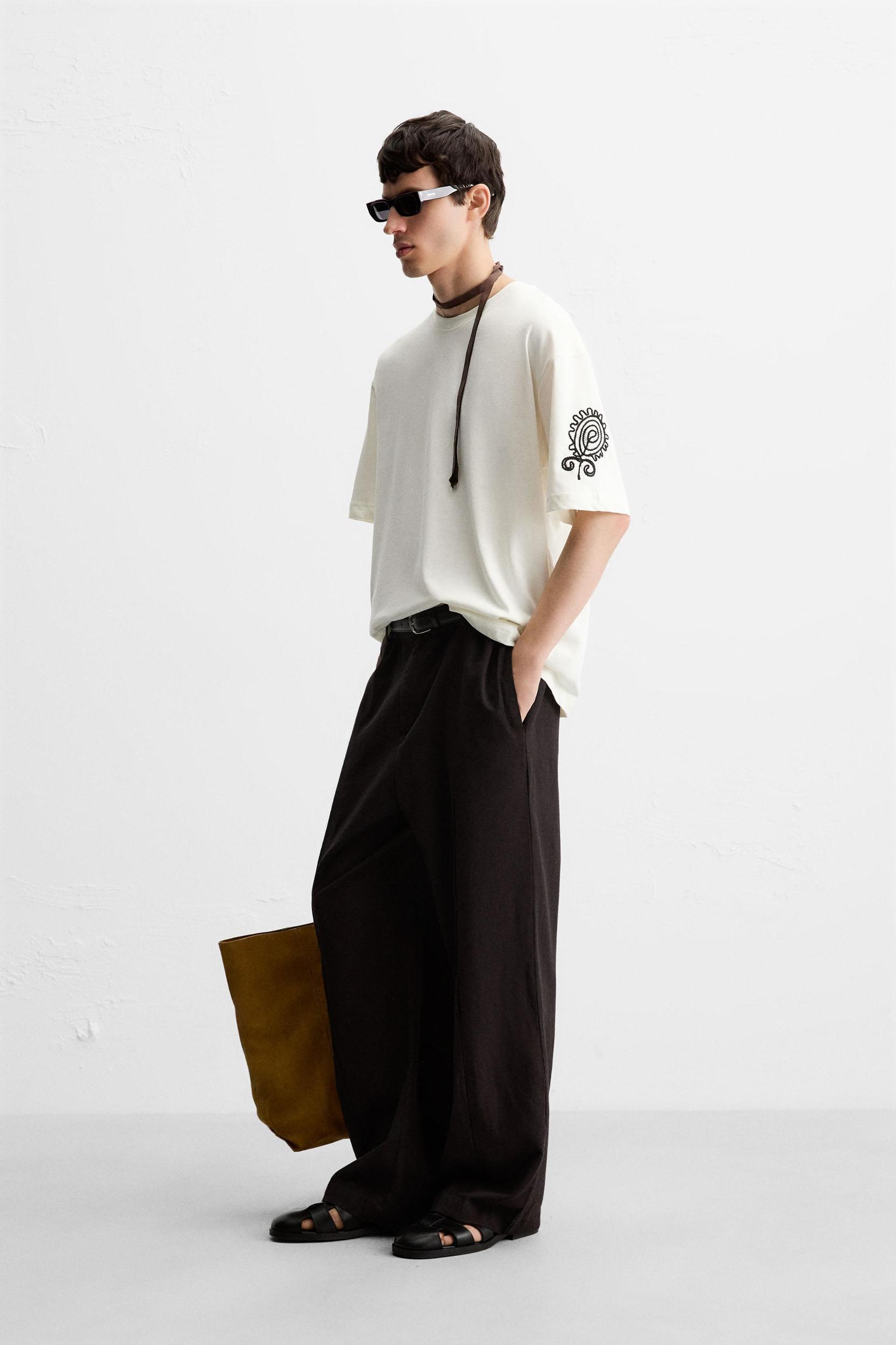 CONTRAST EMBROIDERY SHIRT Product Image