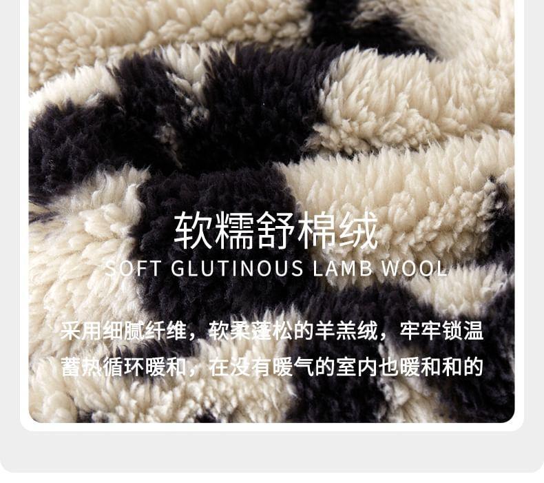 Floral Fleece Pajama Set Product Image