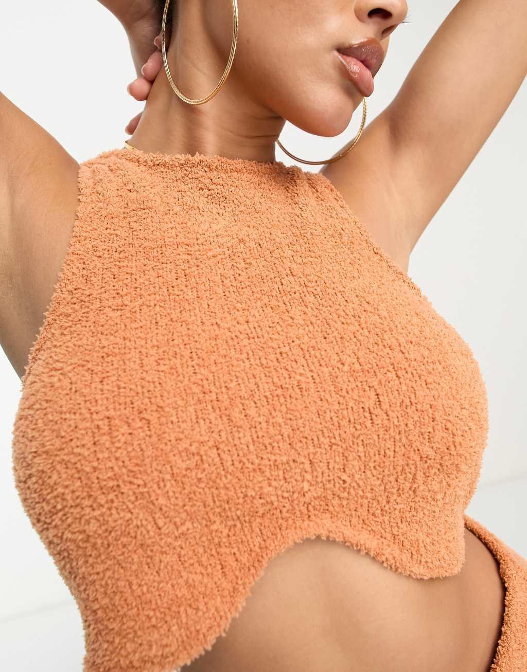 Something New x Klara Hellqvist fluffy wave hem crop top Product Image