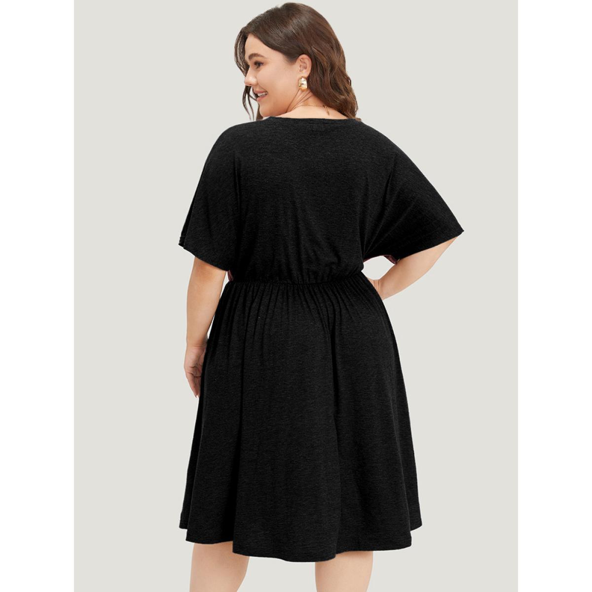 Plus Size Supersoft Essentials Contrast Pocket Gathered Elastic Waist Dress Black Women Casual Plain Round Neck Short sleeve Curvy Midi Dress BloomChic 18-20/2X Product Image