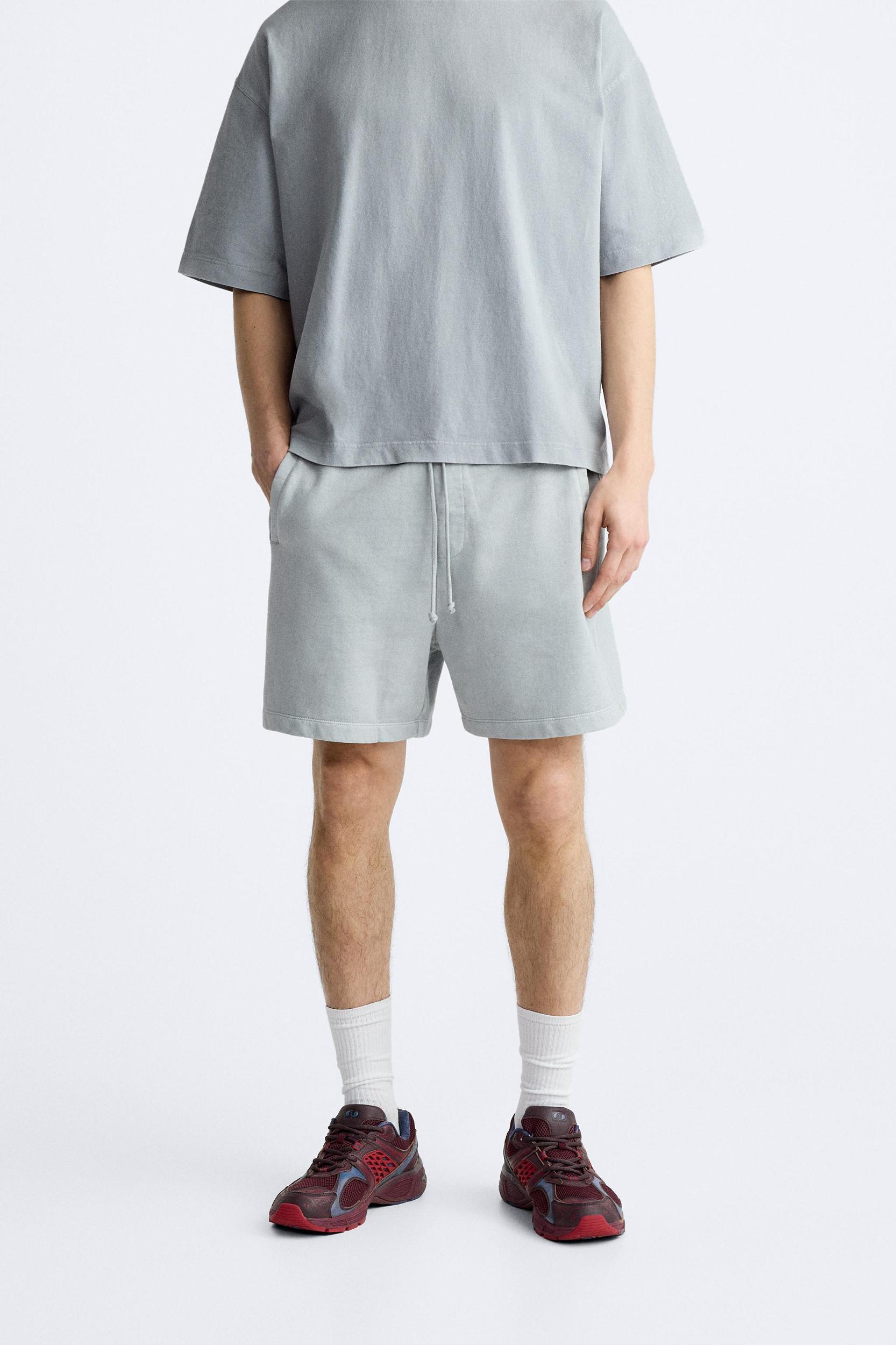 WASHED JOGGER SHORTS Product Image