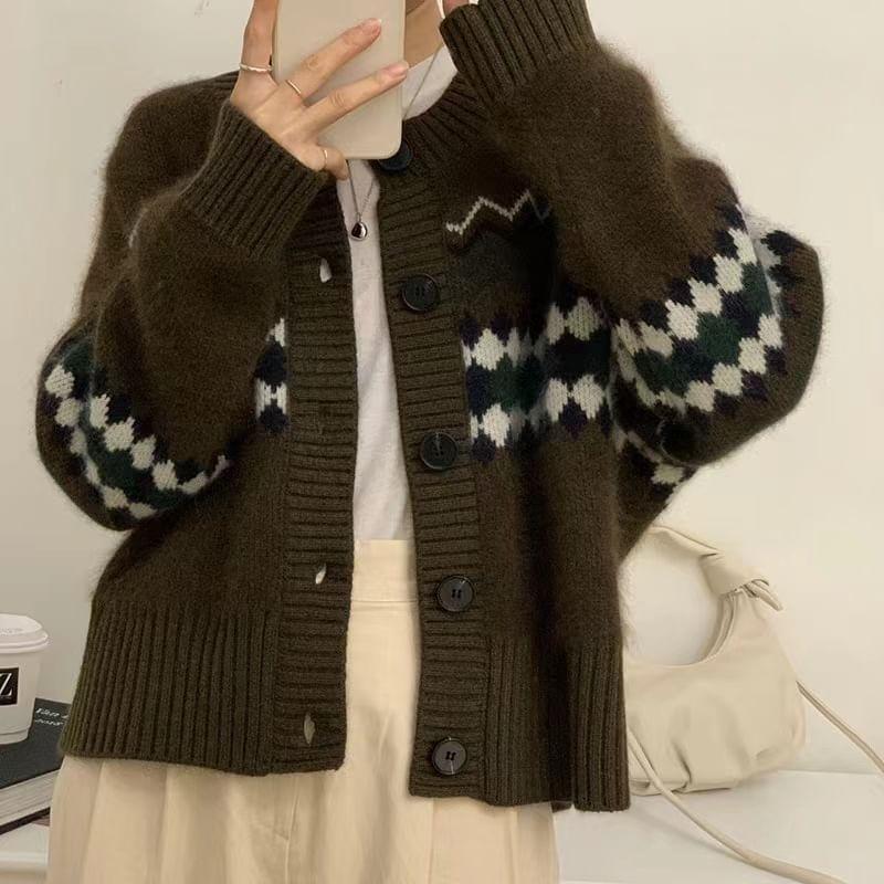 Round Neck Patterned Cardigan Product Image