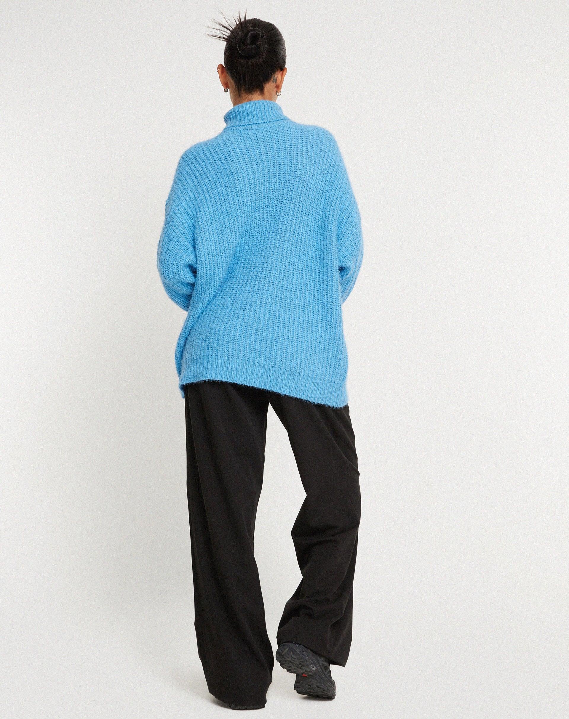 Mada Jumper in Knit Blue Product Image