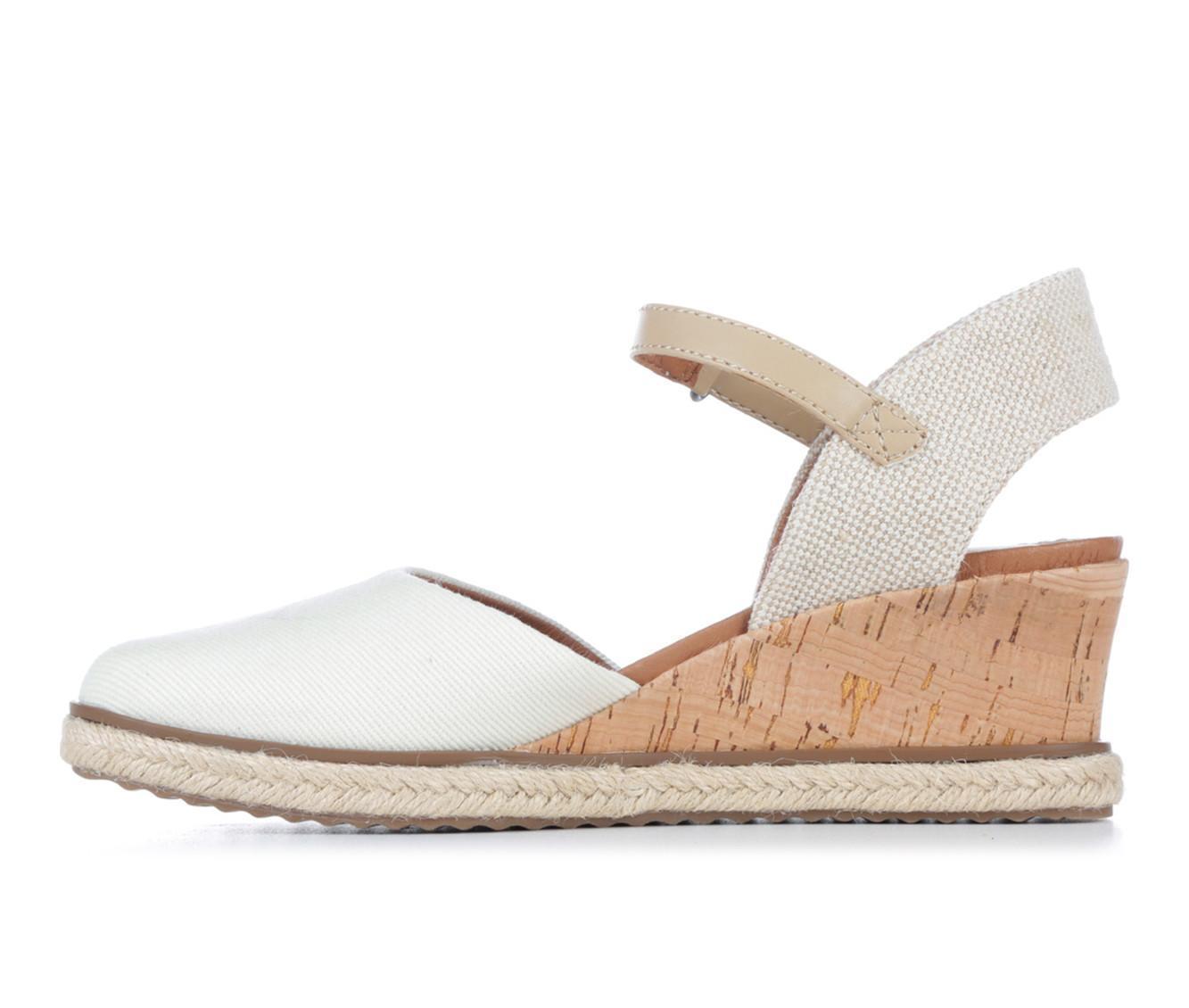 Women's Baretraps Ocean Closed Toe Wedge Sandals Product Image