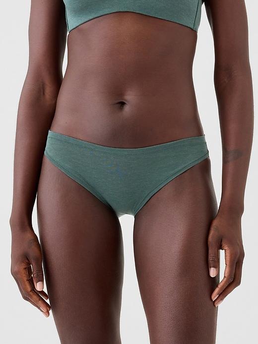 Breathe Wireless Bra Product Image