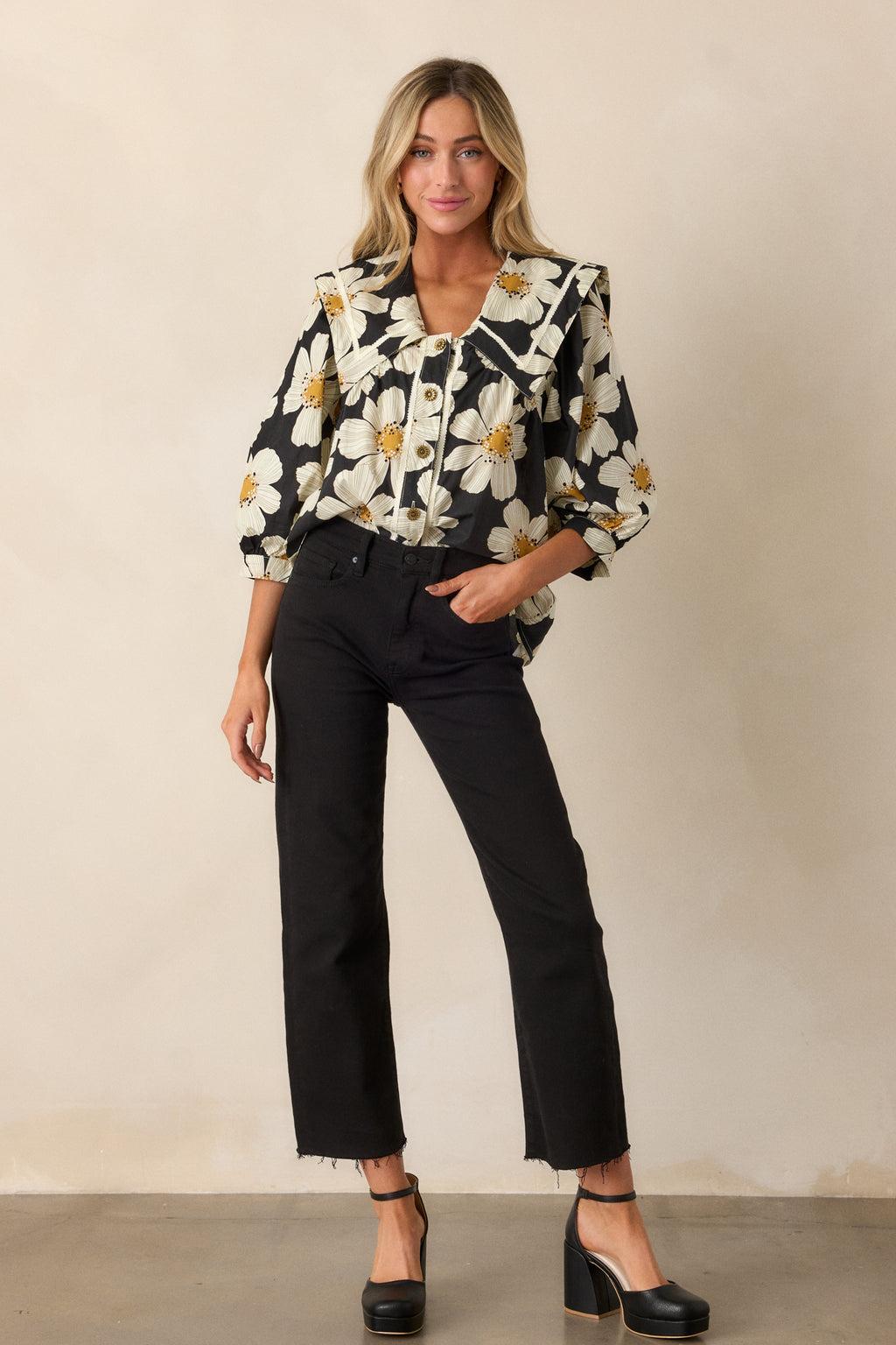High Stakes Black Cropped Straight Leg Jeans Product Image