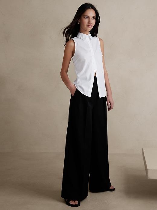 Riley Tailored Sleeveless Shirt Product Image
