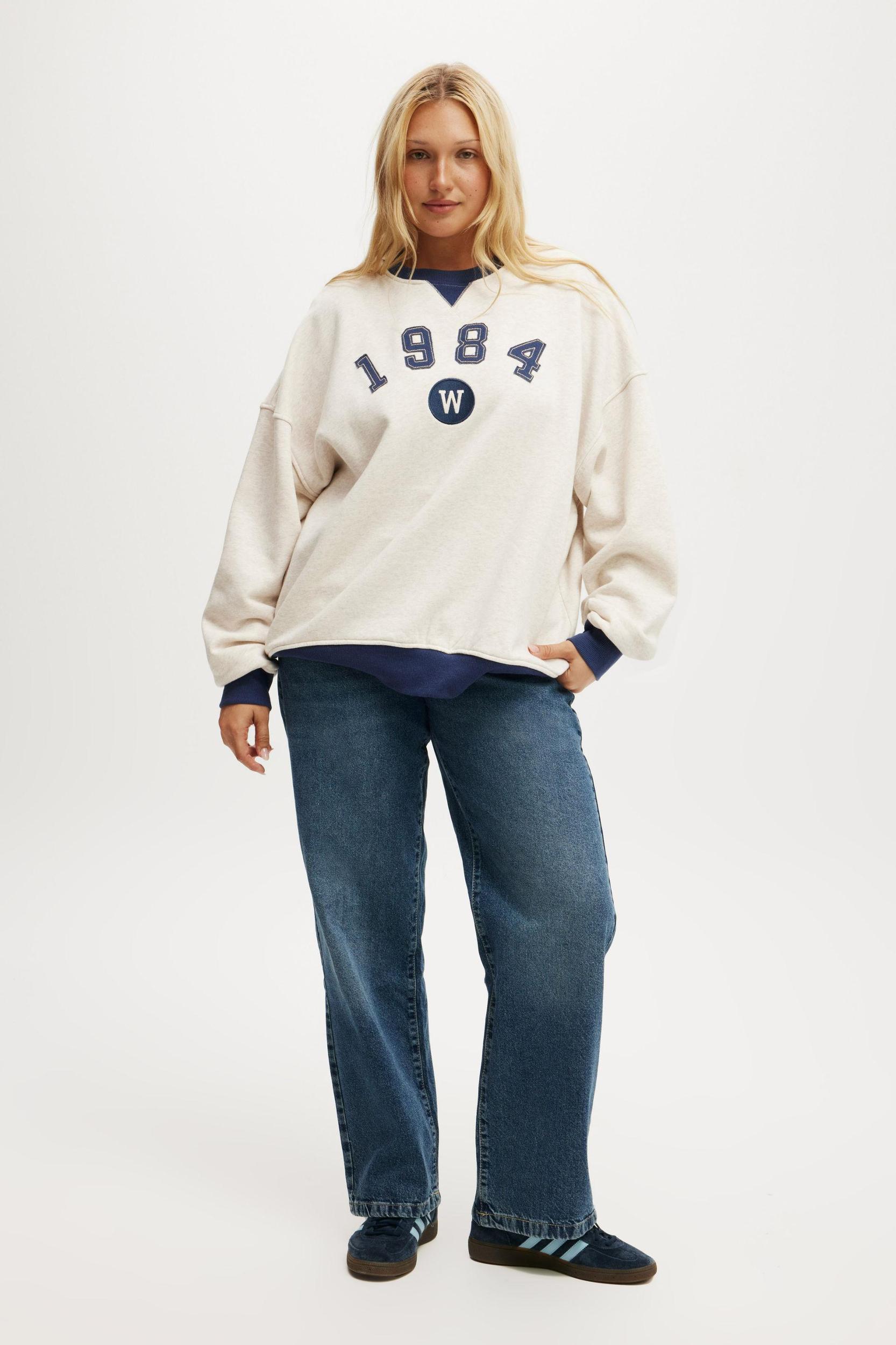 Classic Fleece Graphic Crew Sweatshirt Product Image