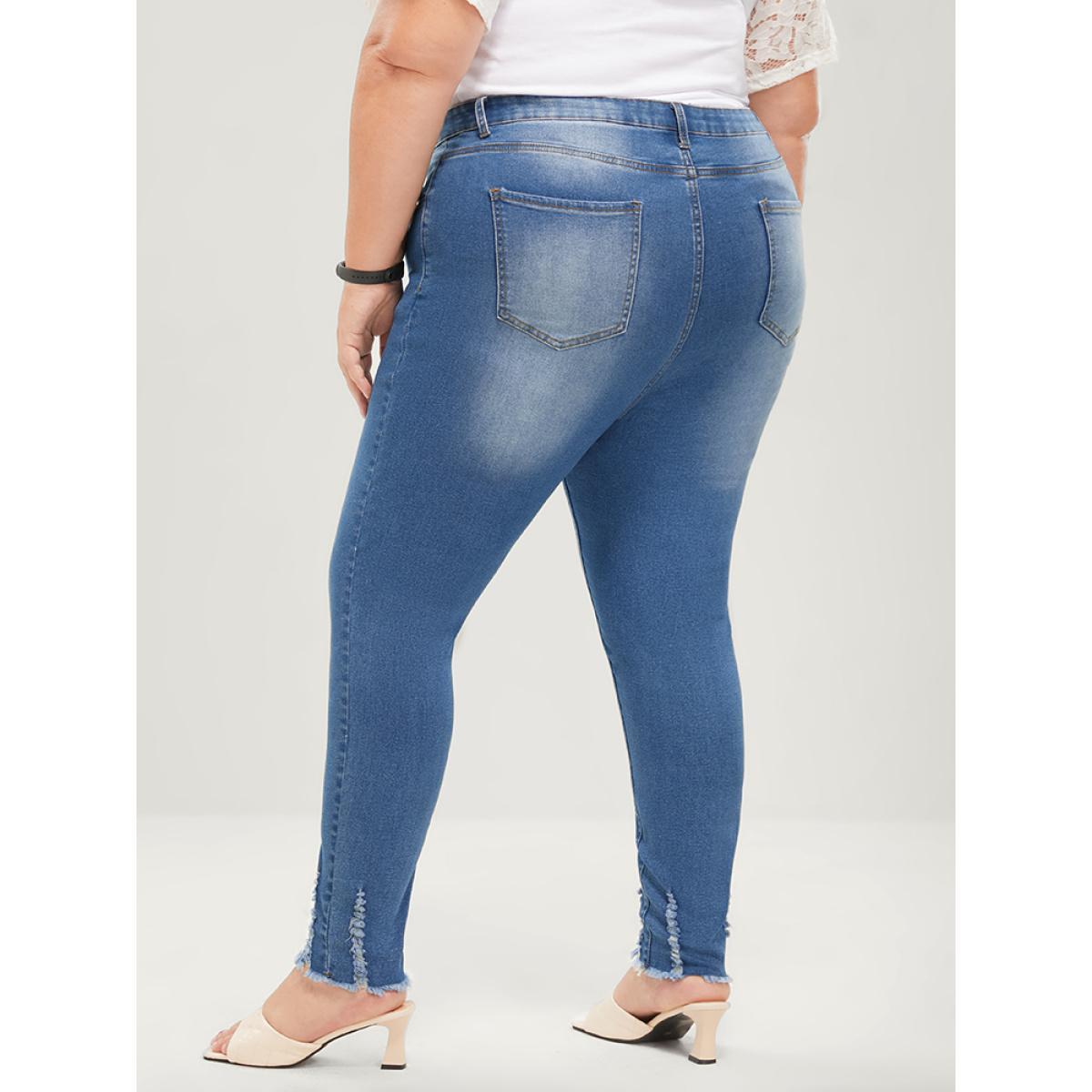 Plus Size Skinny Very Stretchy Mid Rise Medium Wash Pocket Jeans Women Blue Casual Plain Pocket High stretch Pocket Jeans BloomChic 18/2X Product Image