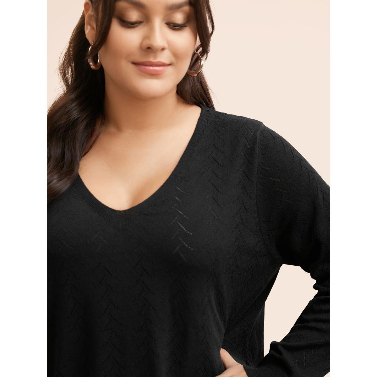Plus Size Texture V Neck Lightweight Pullover Black Women Casual Long Sleeve V-neck Everyday Pullovers BloomChic 12/L Product Image