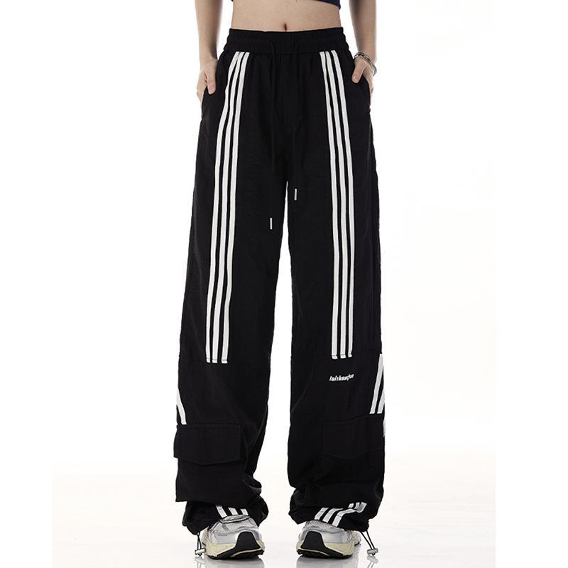 Retro High Street Trendy Three-Stripe Sweatpants Product Image