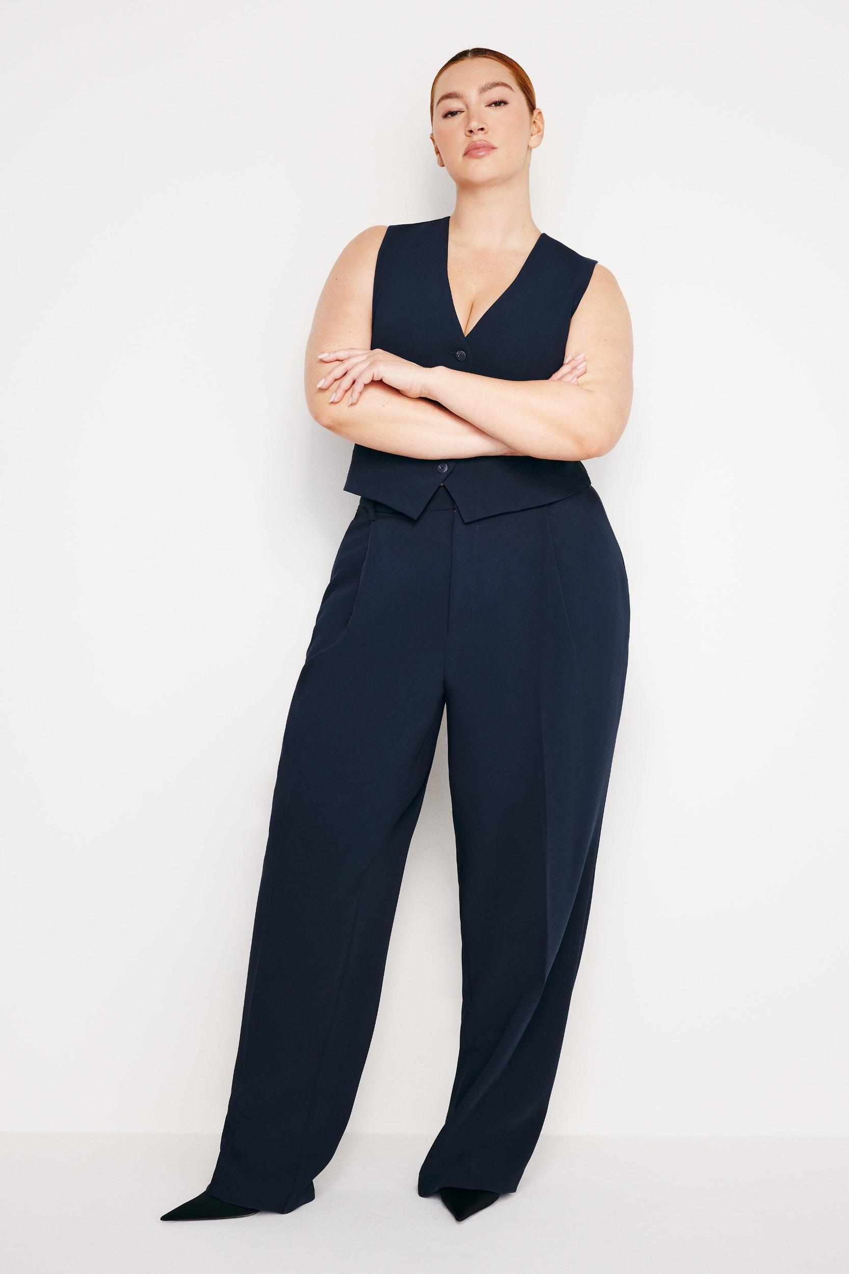 LUXE SUITING COLUMN TROUSER | NEW NAVY002 Product Image