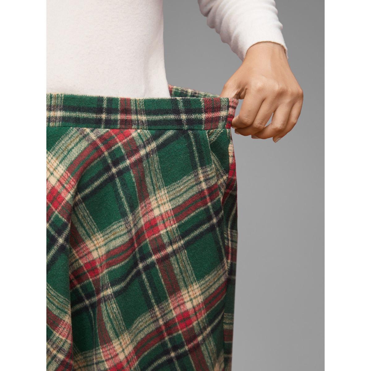 Plus Size Plaid Pattern Elastic Waist A-line Mini Skirt Women DarkGreen Elegant Low stretch Slanted pocket Everyday Skirts BloomChic 26/4X Product Image