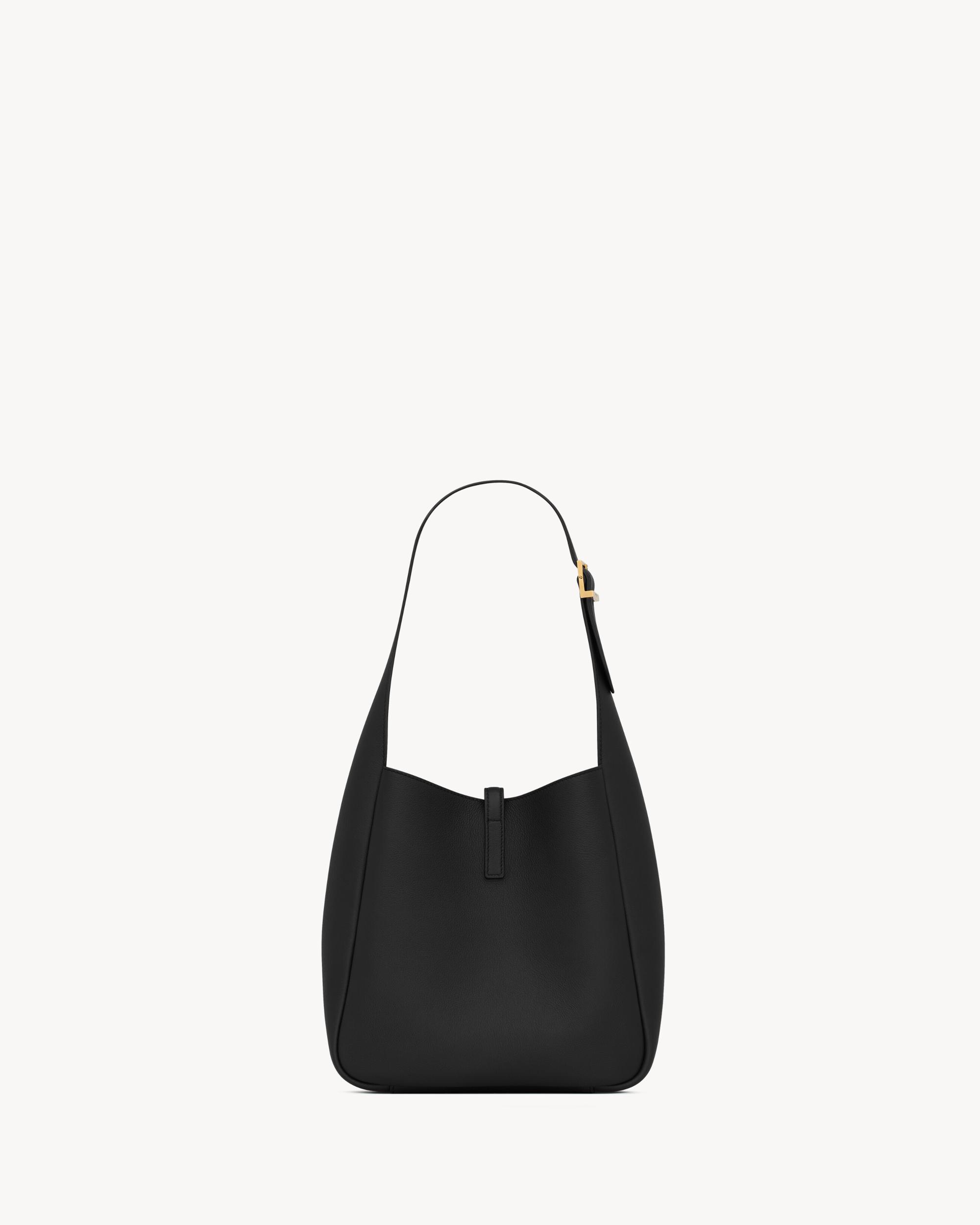 LE 5 À 7 supple small IN GRAINED LEATHER Product Image