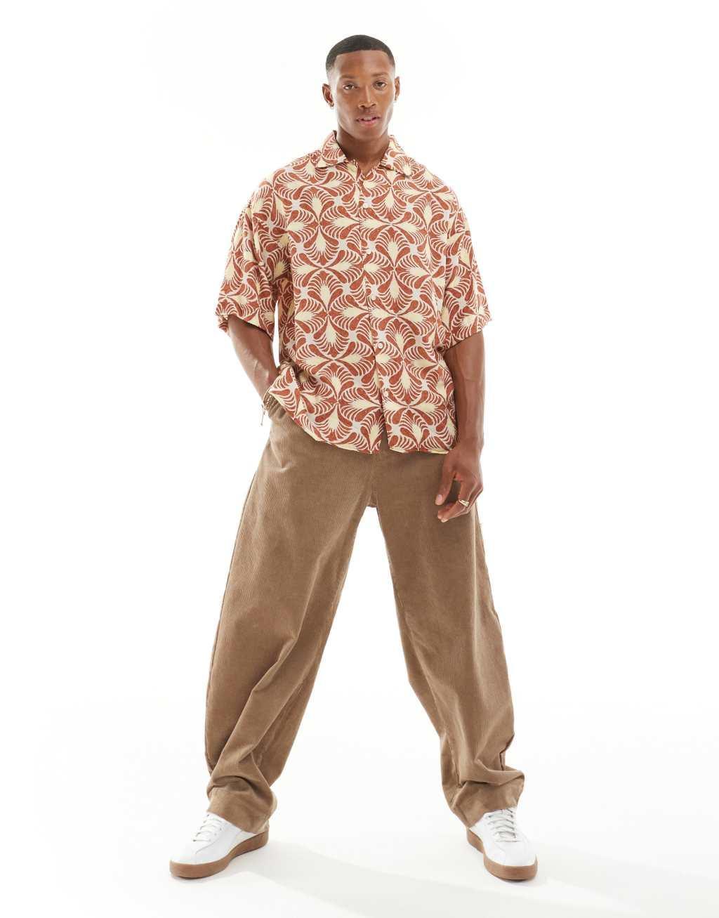 Jack & Jones oversized shirt in geo print Product Image