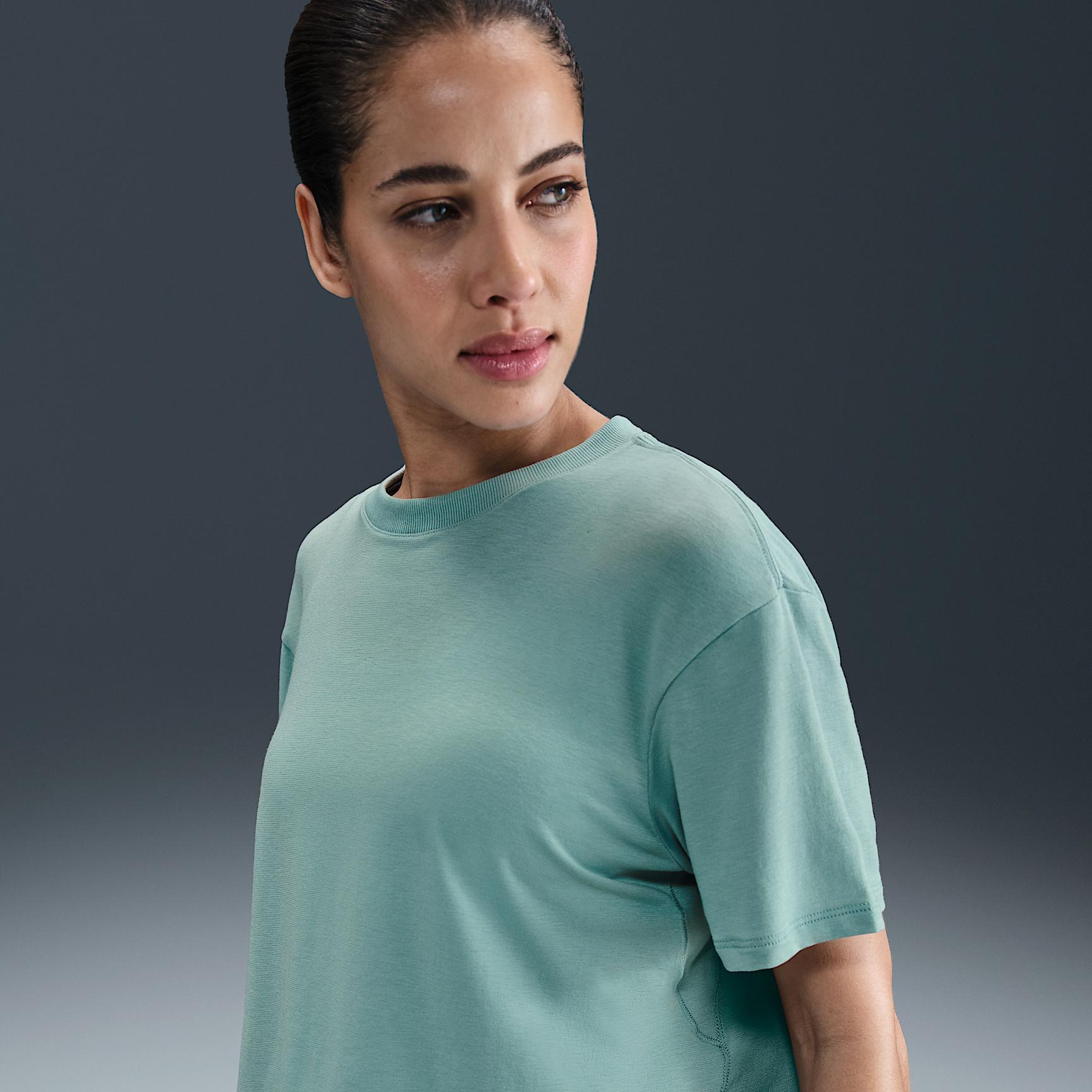 Nike Women's One Relaxed Dri-FIT Cropped Short-Sleeve Top Product Image