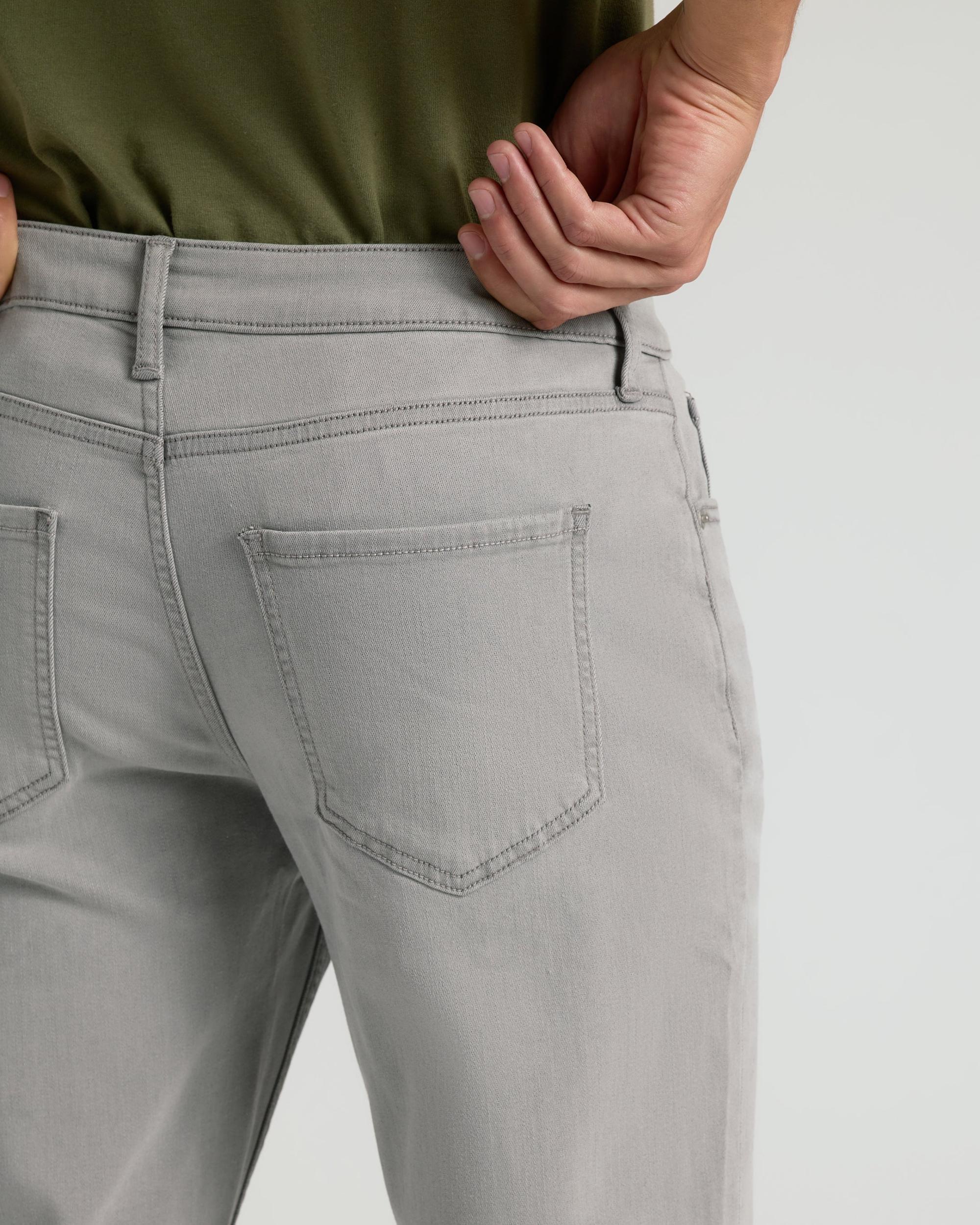 Medium Gray Wash Straight Comfort Stretch Jeans Product Image
