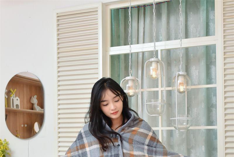 Print Flannel Cape (Various Designs) Product Image