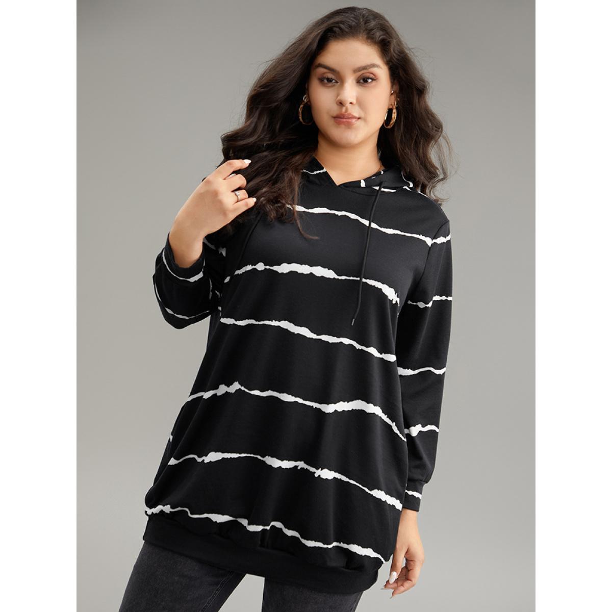 Plus Size Striped Pocket Hooded Drawstring Sweatshirt Women Black Casual Printed Hooded Dailywear Sweatshirts BloomChic 18-20/2X Product Image