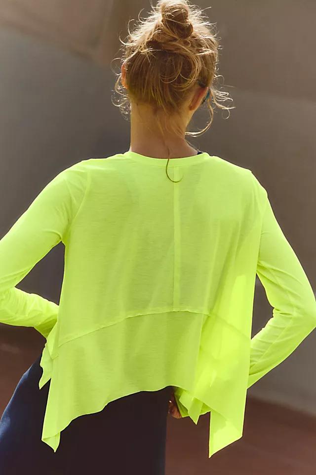 Tempo Long Sleeve Tee Product Image