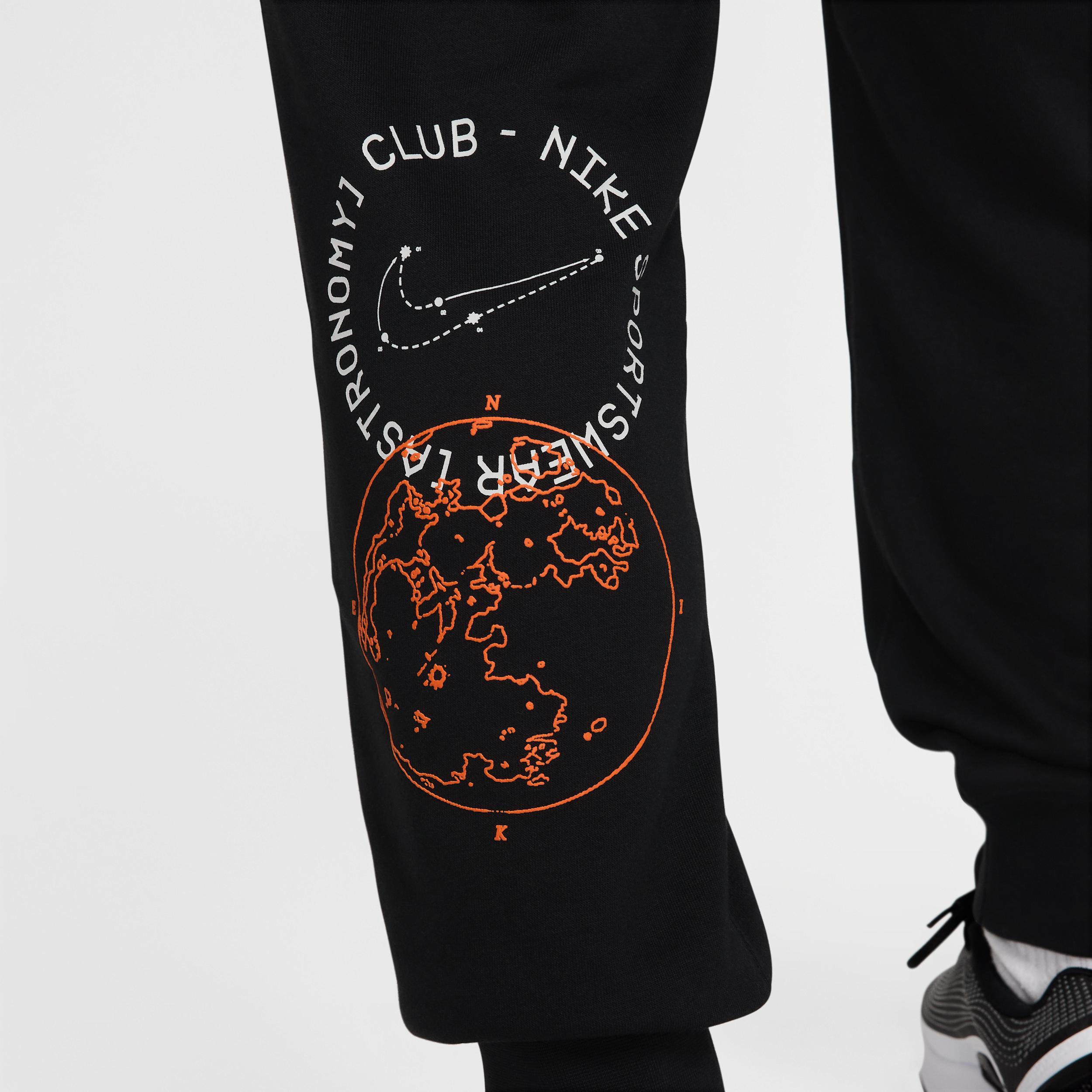 Nike Men's Club French Terry Jogger Pants Product Image