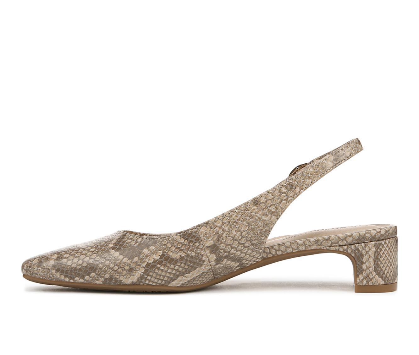 Women's LifeStride Lorena Pumps Product Image