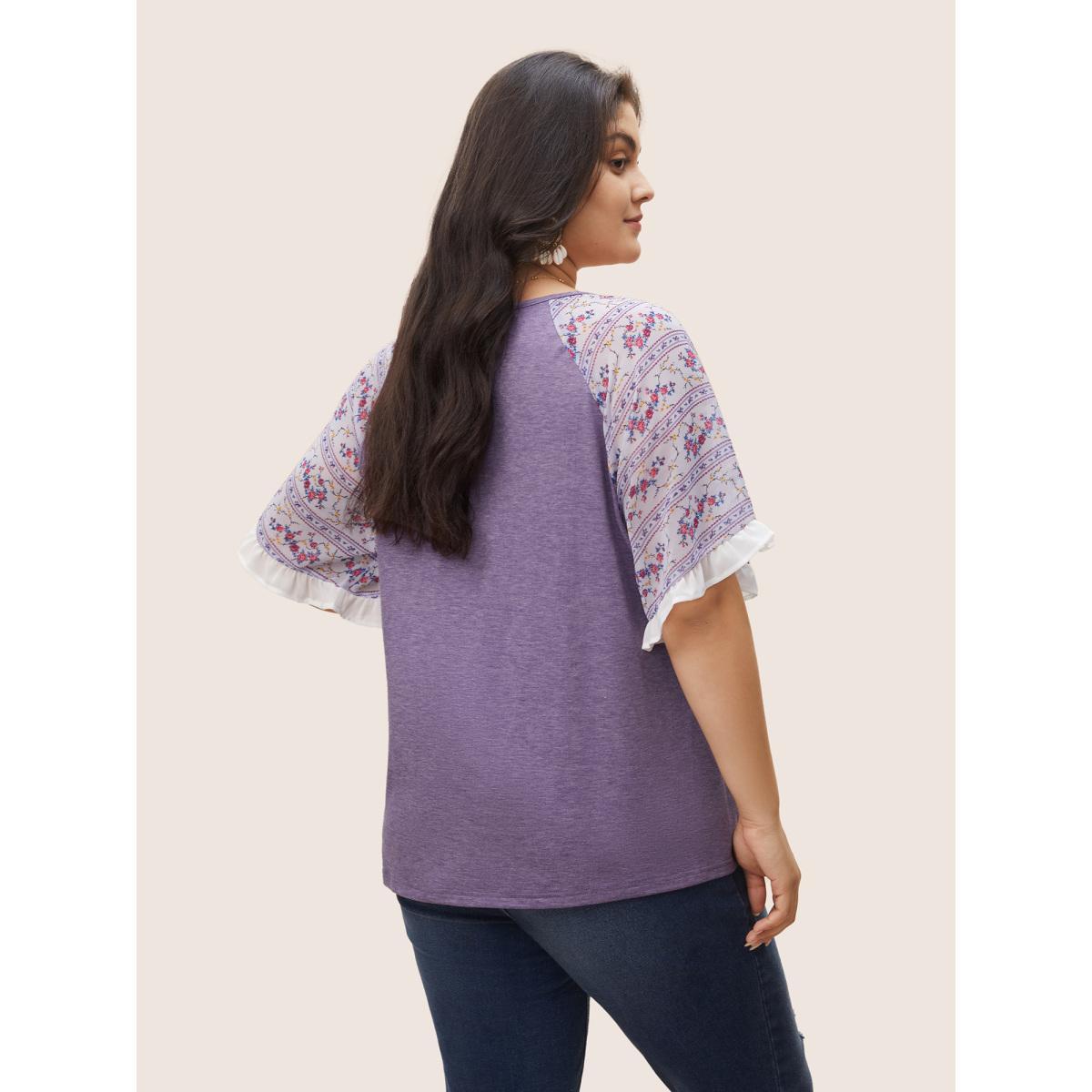 Plus Size Ditsy Floral Patchwork Frill Trim Raglan Sleeve T-shirt Purple Women Elegant Contrast Ditsy Floral V-neck Everyday T-shirts BloomChic 26/4X Product Image