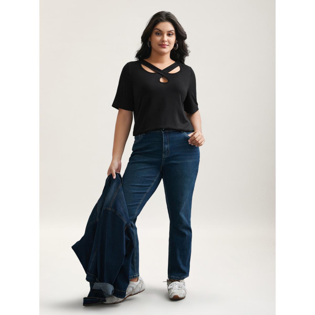 Plus Size Crossover Keyhole Plain Stretchy T-Shirt Black Women Casual Cut-Out Asymmetrical Neck Everyday T-shirts BloomChic 28/5X Product Image