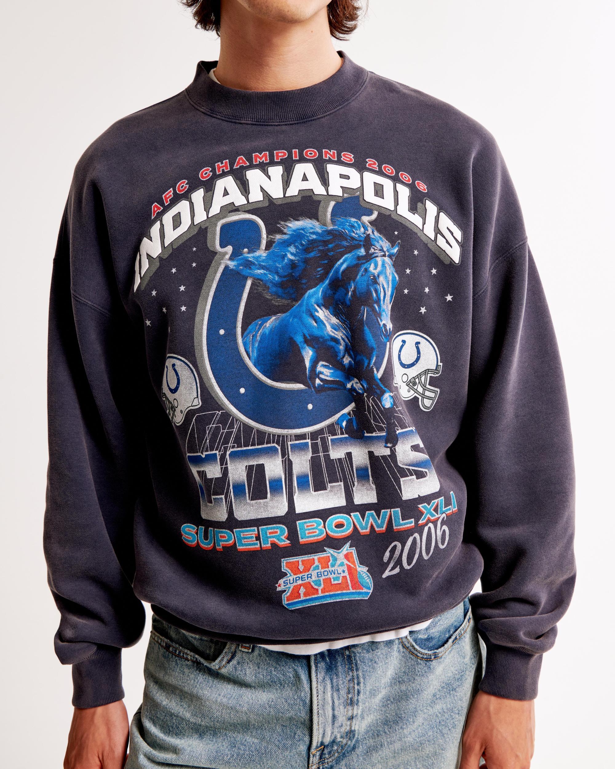 Minnesota Vikings Graphic Crew Sweatshirt Product Image