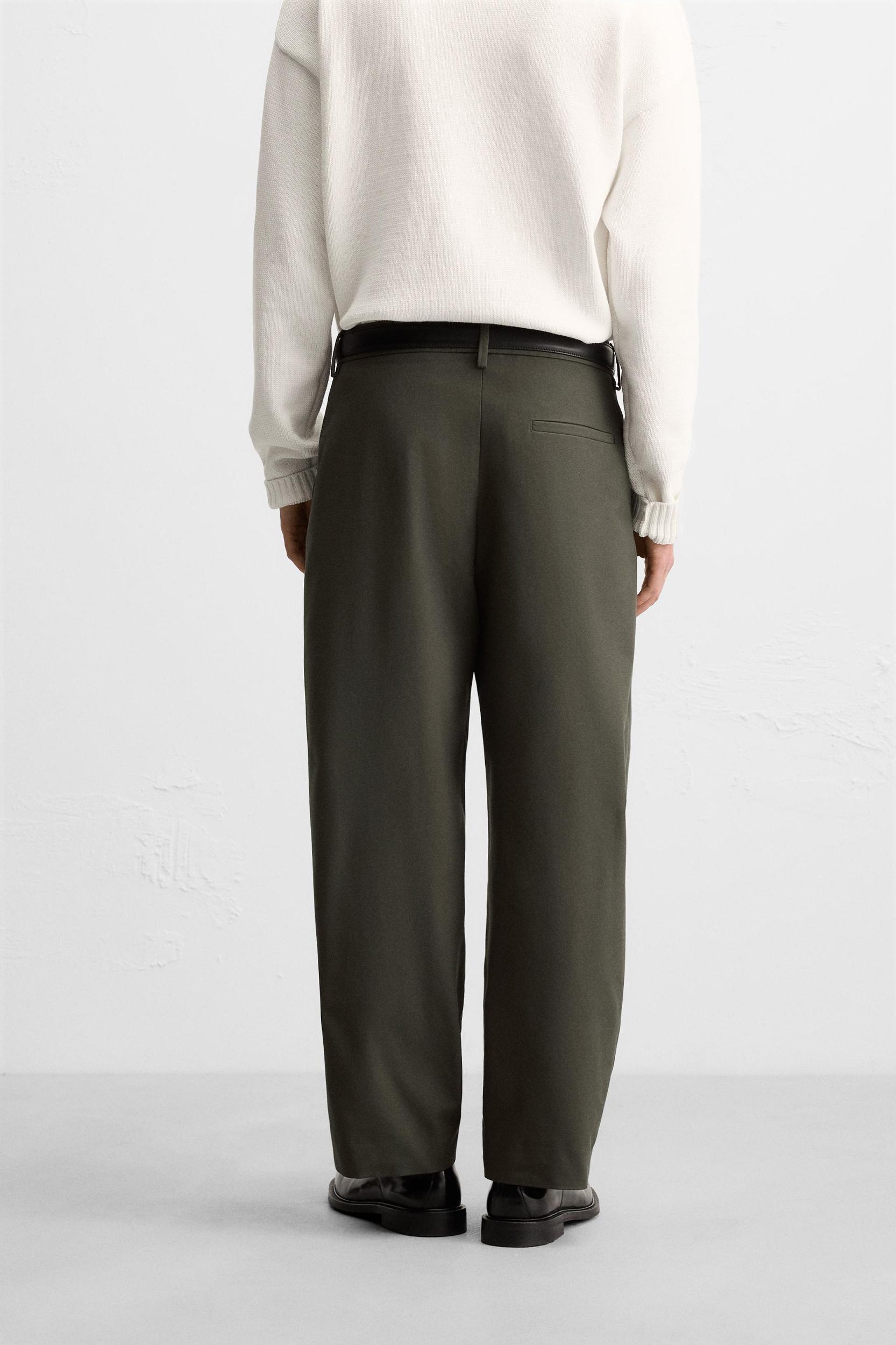 RELAXED FIT PLEATED PANTS Product Image