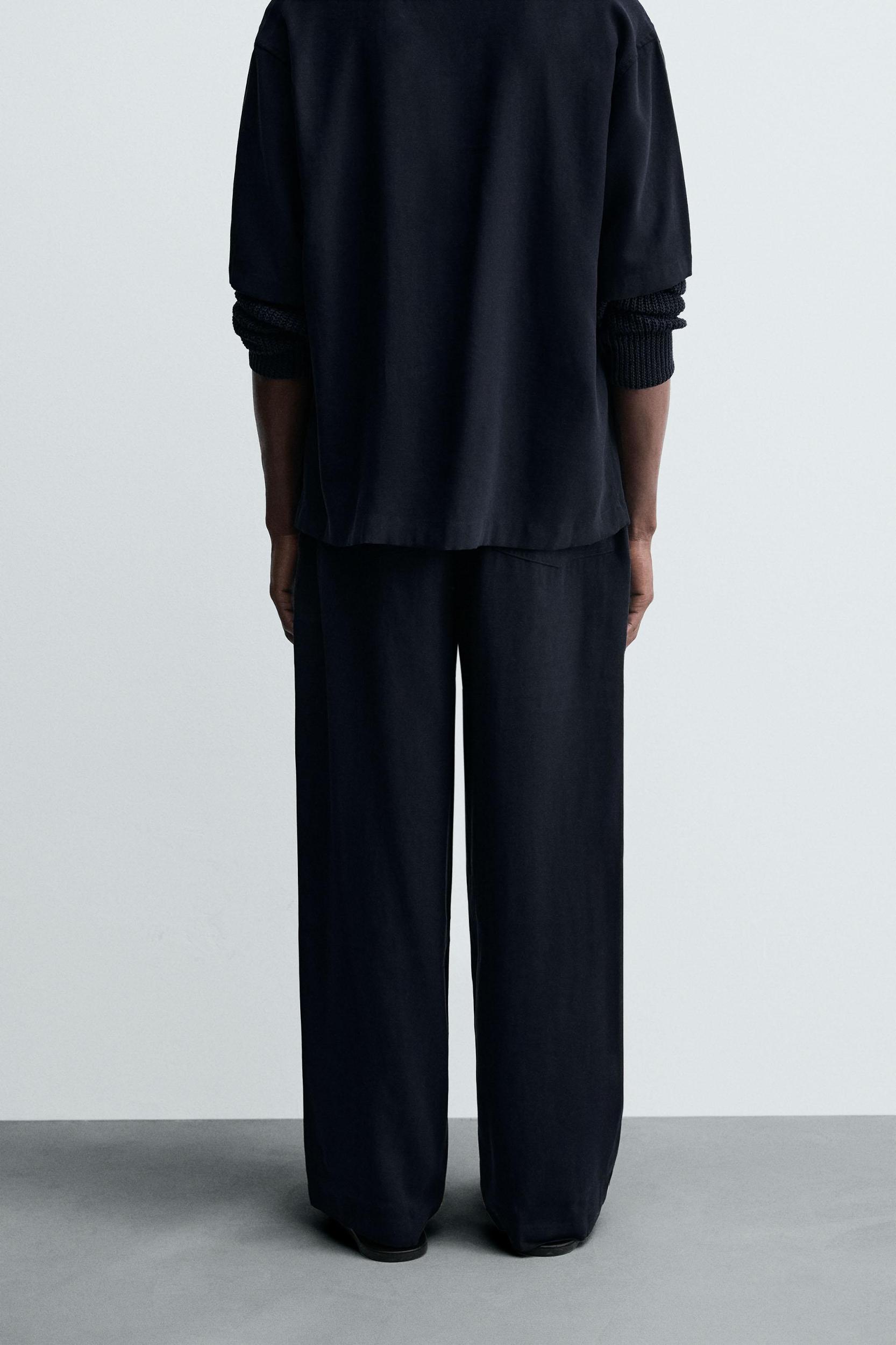 RELAXED FIT BELTED PANTS Product Image