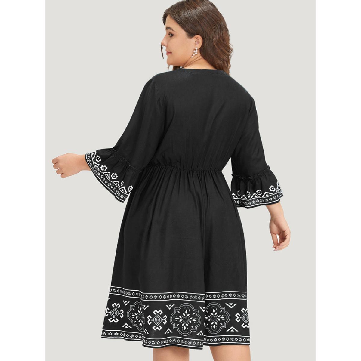Plus Size Bandana Print Knot Neck Frill Trim Bell Sleeve Dress Black Women Vacation Cross straps Notched collar Half Sleeve Curvy Midi Dress BloomChic 18-20/2X Product Image
