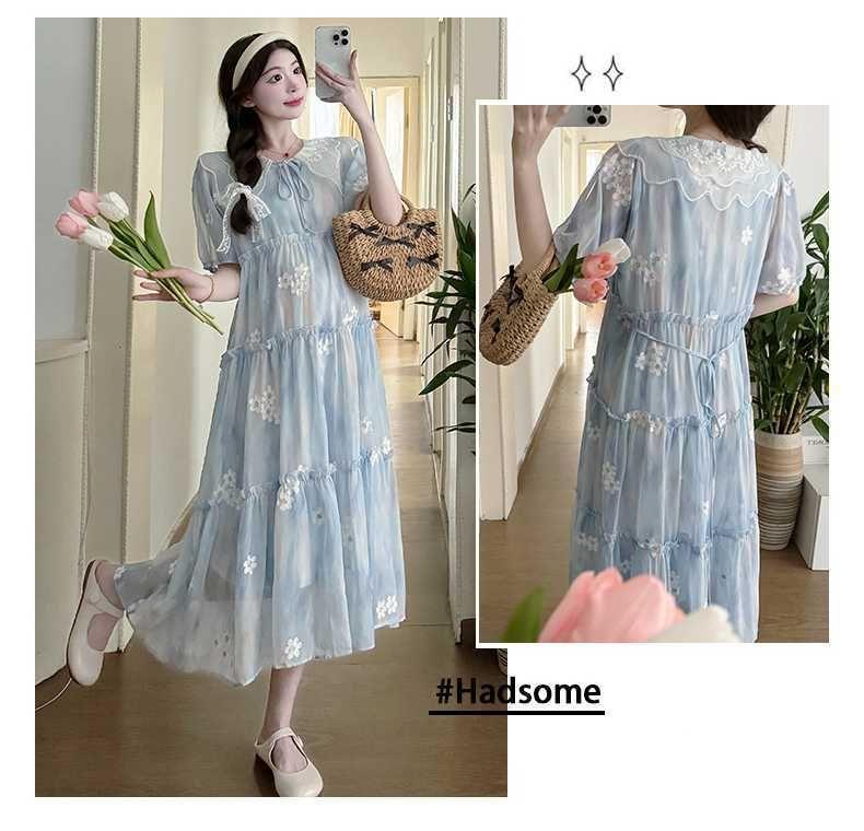 Maternity Puff-Sleeve Collar Floral Midi Sundress Product Image