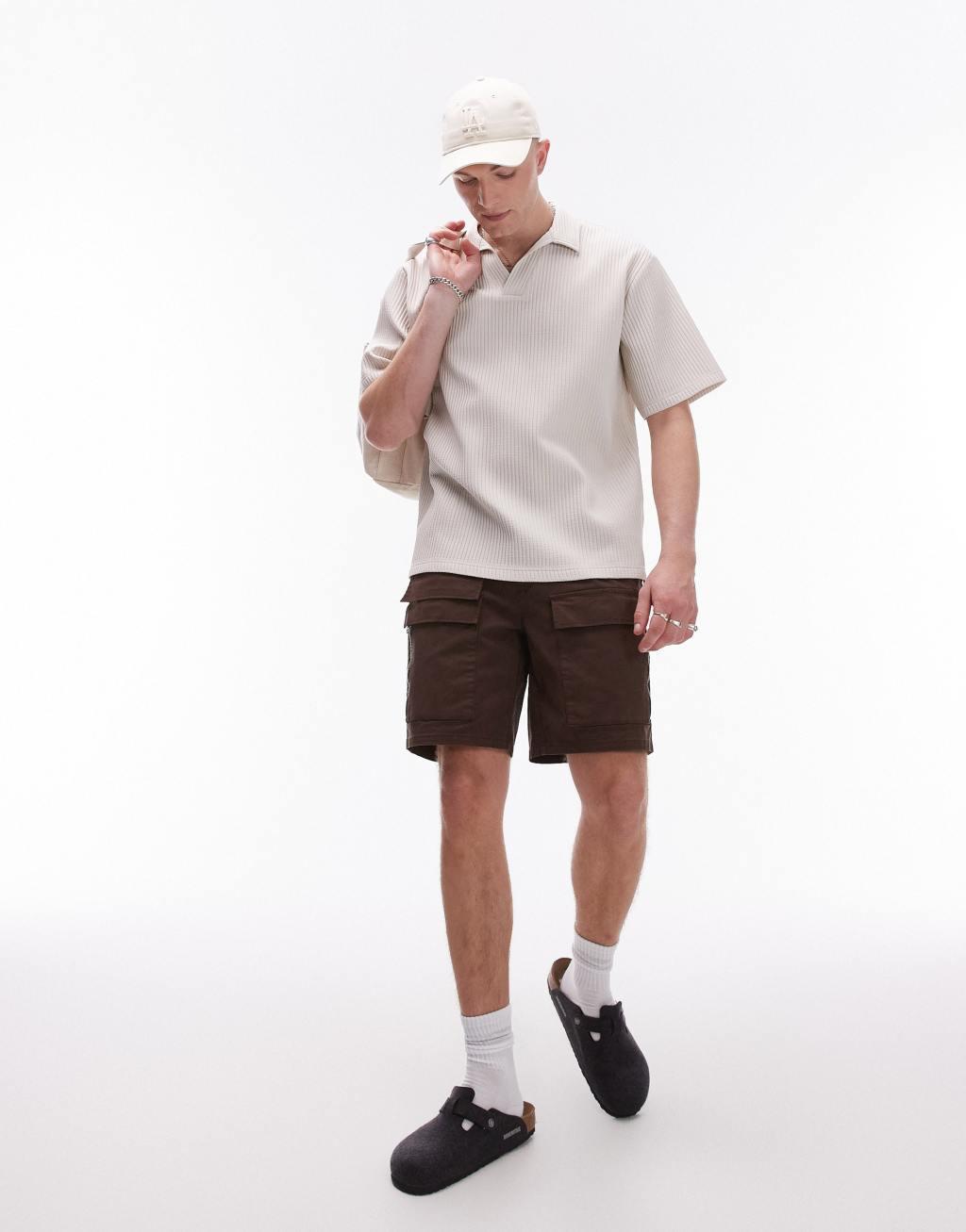 Topman short sleeve plisse polo shirt in light gray Product Image