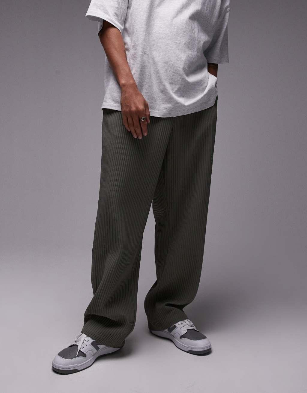 Topman wide leg plisse pants in khaki Product Image