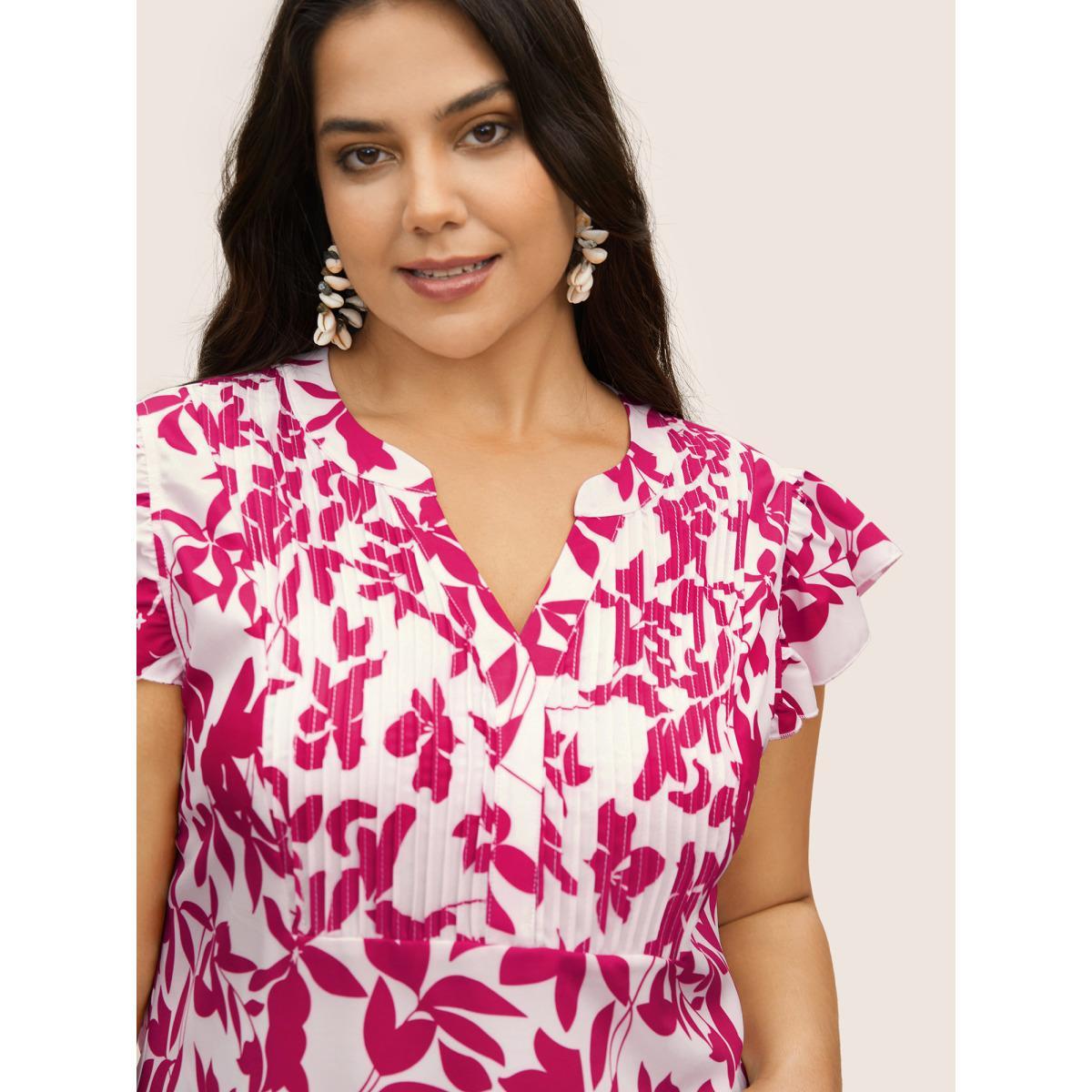 Plus Size RedViolet Silhouette Floral Print Notched Collar Pleated Blouse Women Resort Cap Sleeve Notched collar Vacation Blouses BloomChic 26/4X Product Image