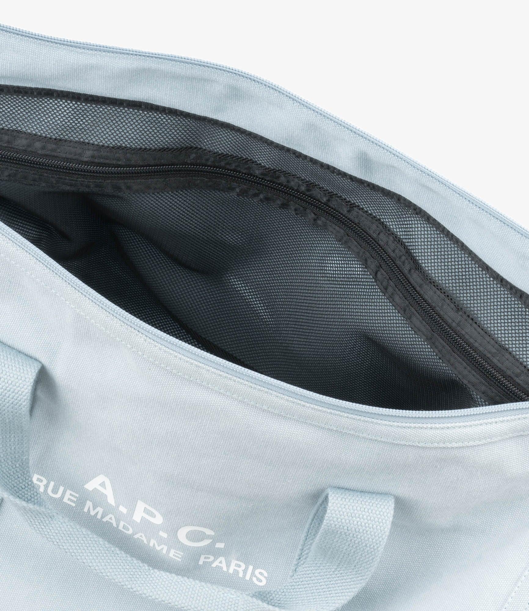 Recuperation gym bag Male Product Image