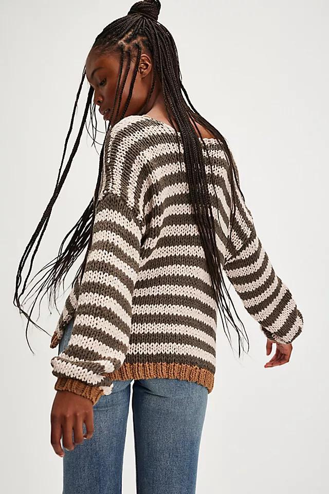 Portland Pullover Product Image