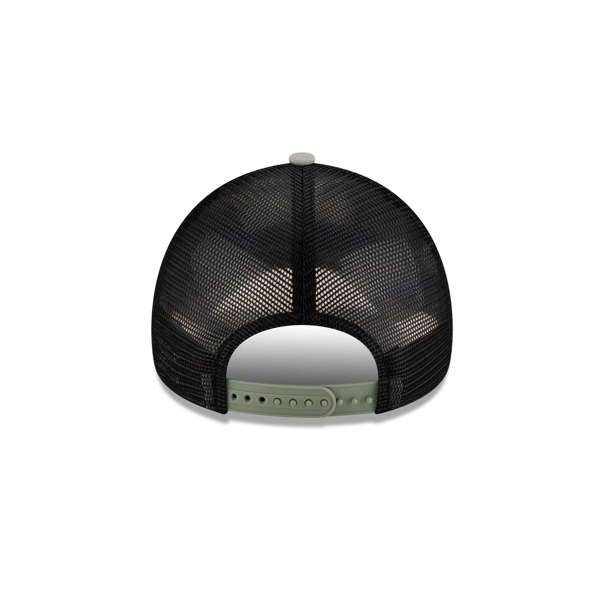Chelsea FC Lion Crest Seasonal Mint 9FORTY A-Frame Snapback Hat Male Product Image