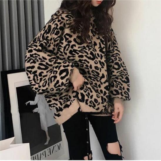 Puff-Sleeve Crew Neck Leopard Print Oversized Sweater Product Image
