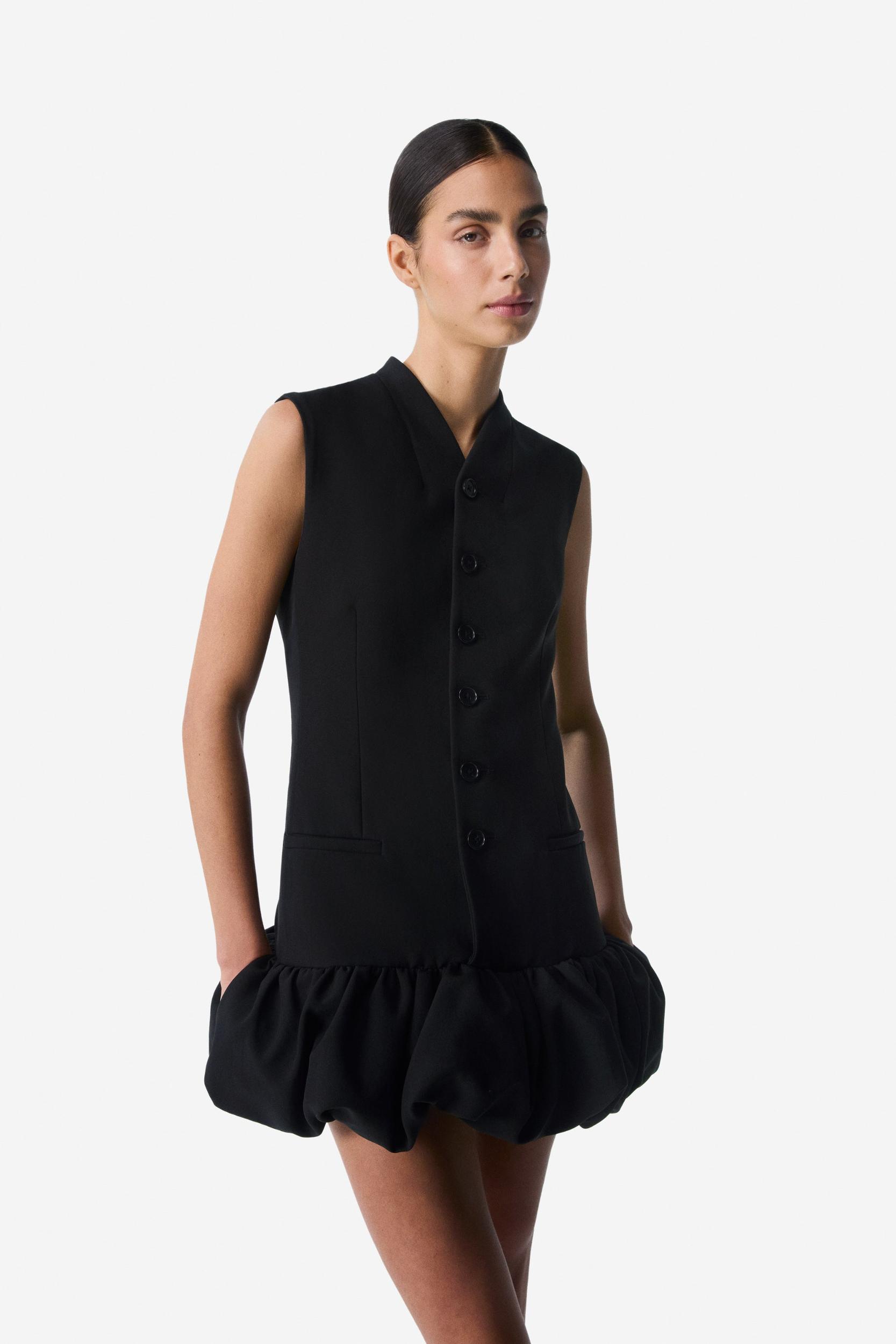 Gathered Hem Sleeveless Tailored Dress Product Image