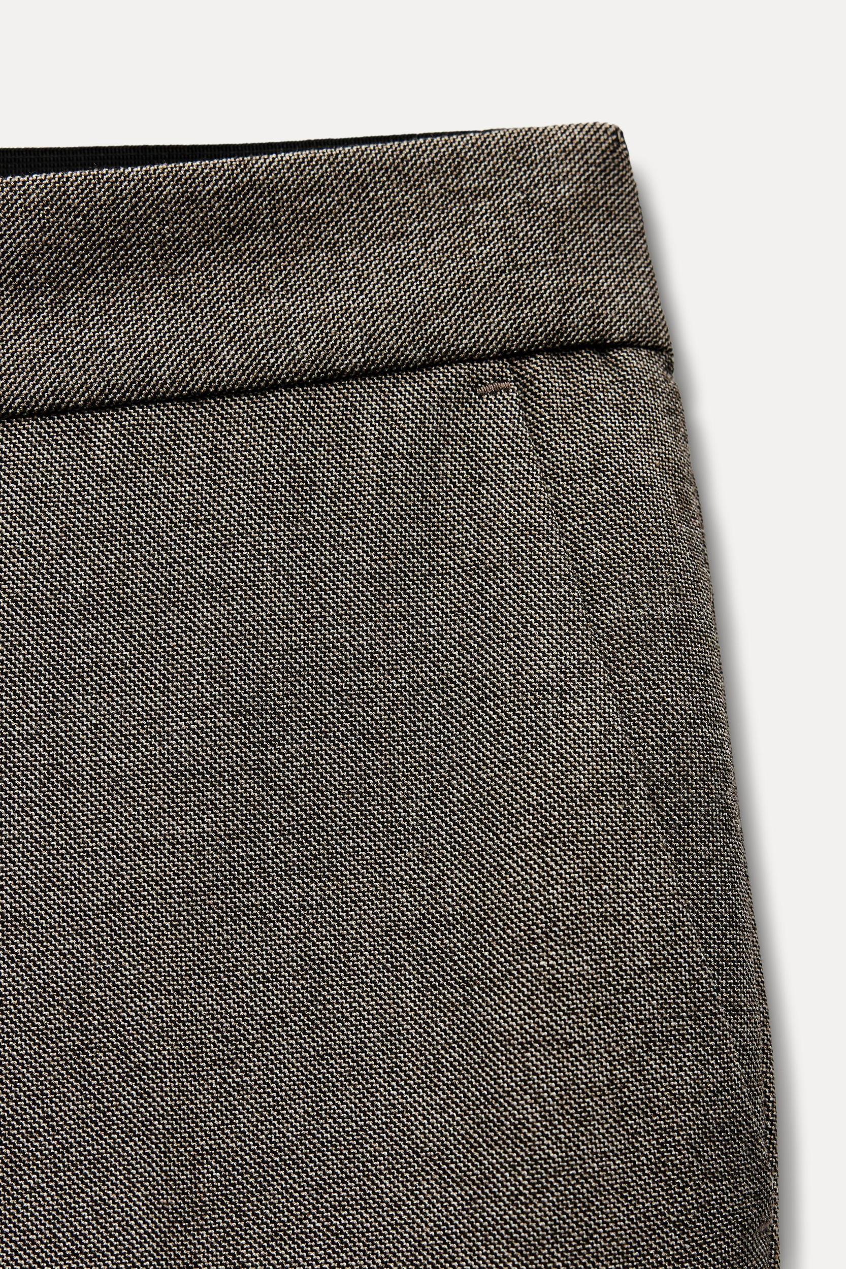 SOFT ANKLE-LENGTH PANTS Product Image