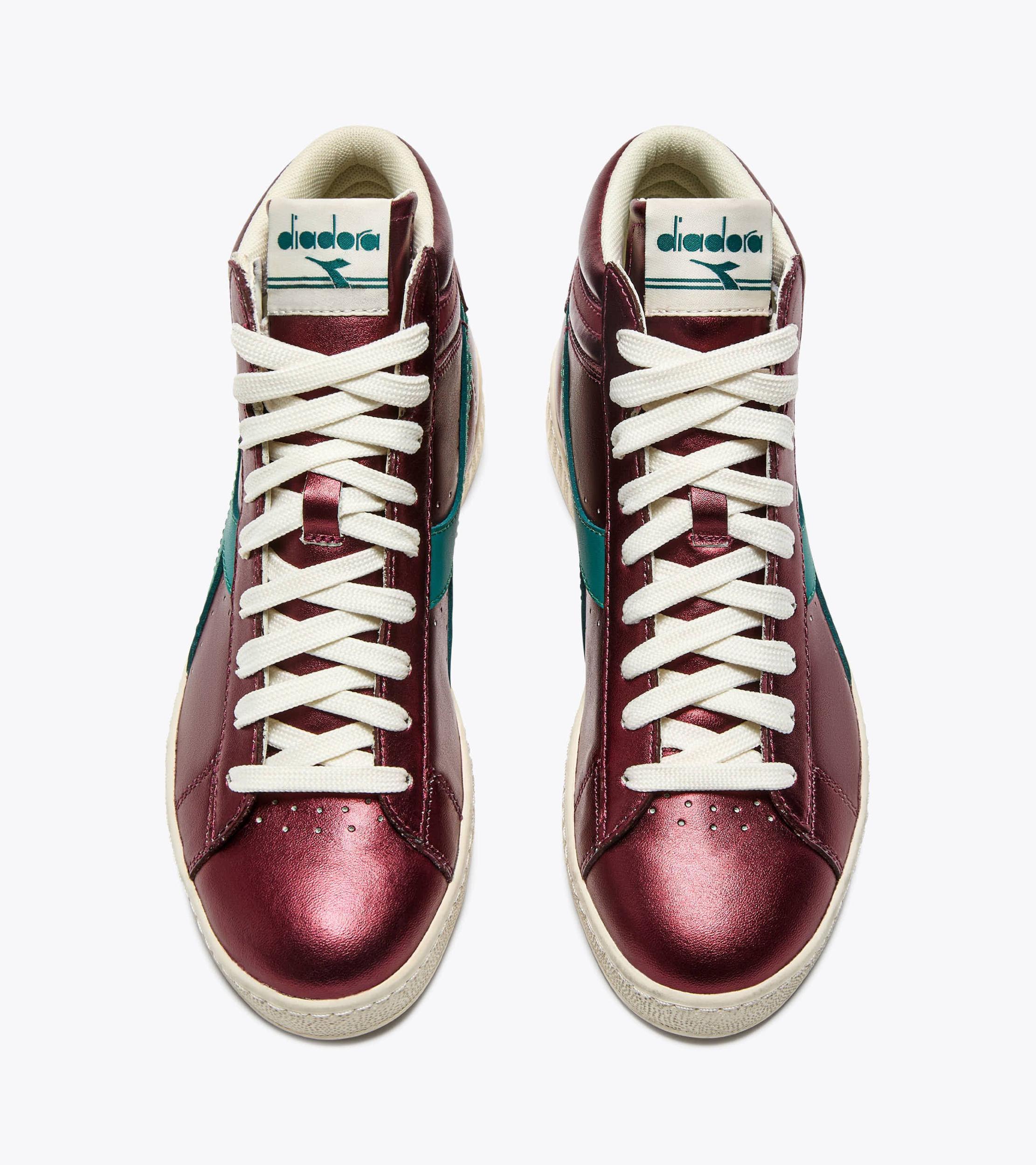 GAME L HIGH METALLIC WN Product Image