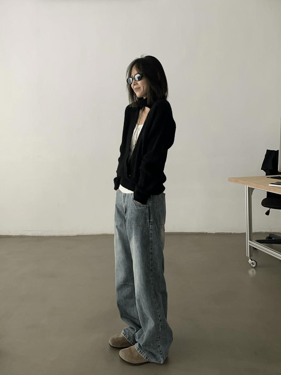 RT No. 18876 WASHED BLUE DENIM STRAIGHT JEANS Product Image