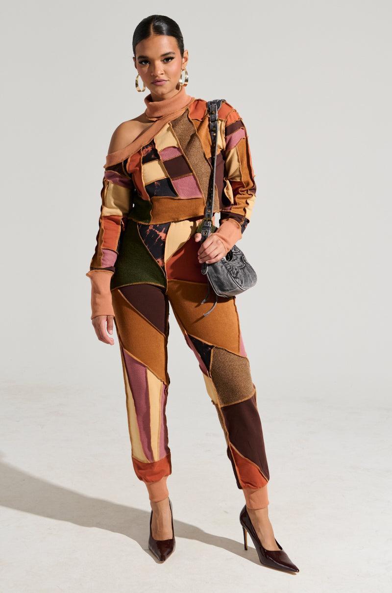 CATCH FEELINGS PATCHWORK SWEATSHIRT Product Image
